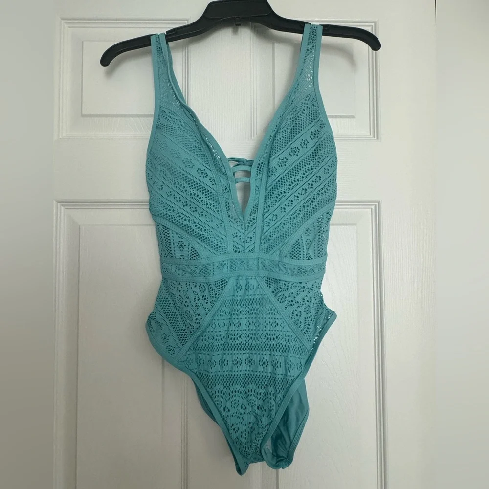 BECCA Women's Standard One Piece Swimsuit, Plunge Neck, Crochet - Picture 4 of 5